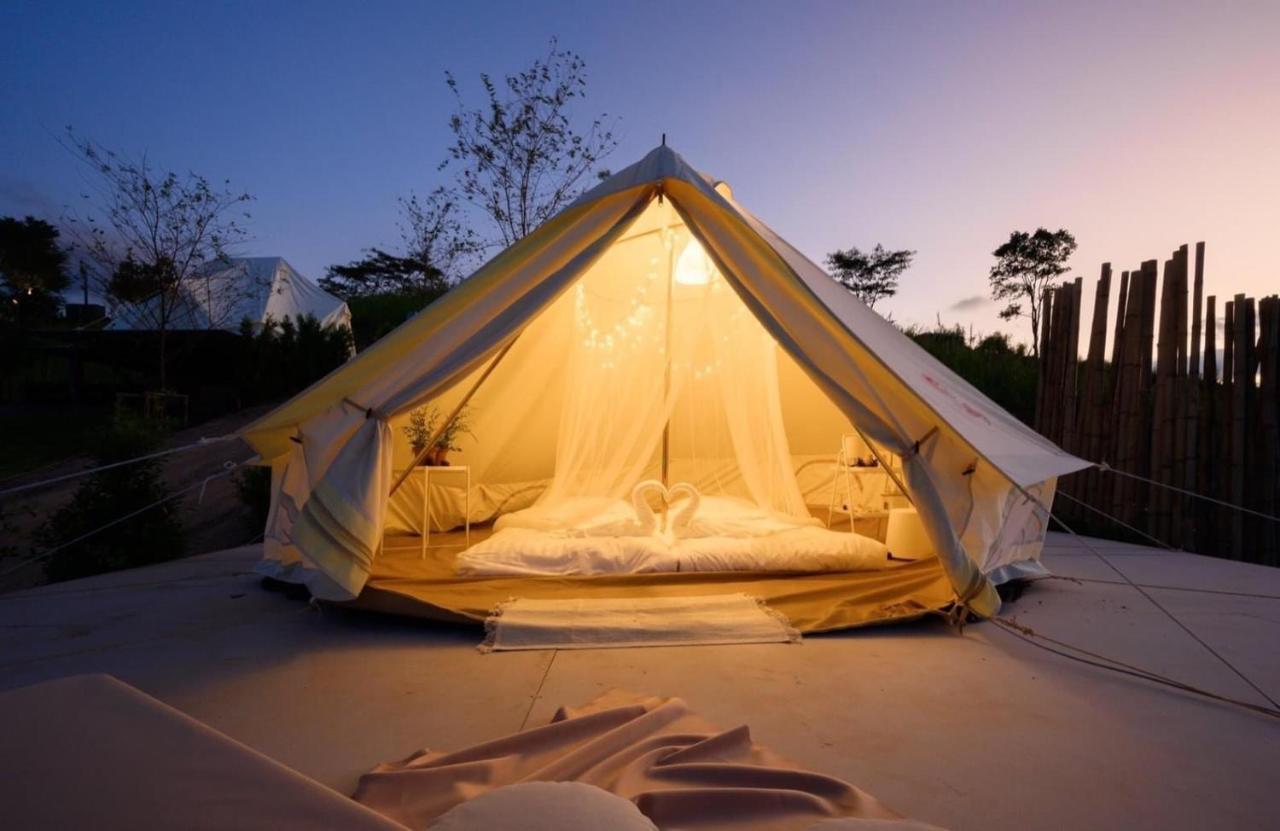ไร่นาบัวหลวง คาเฟ่ & ฟาร์มสเตย์ Raina Bualuang Cafe & Farm Stay Ban Na No Exterior photo